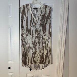 RUDSAK Taupe and White Abstract Midi Dress